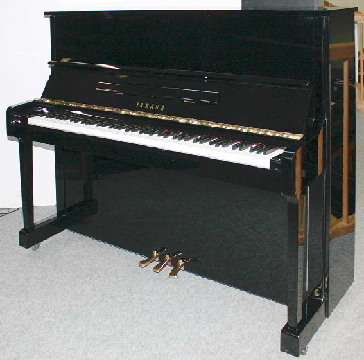 Klavier-Yamaha-U10BL-schwarz-4438276-1-a
